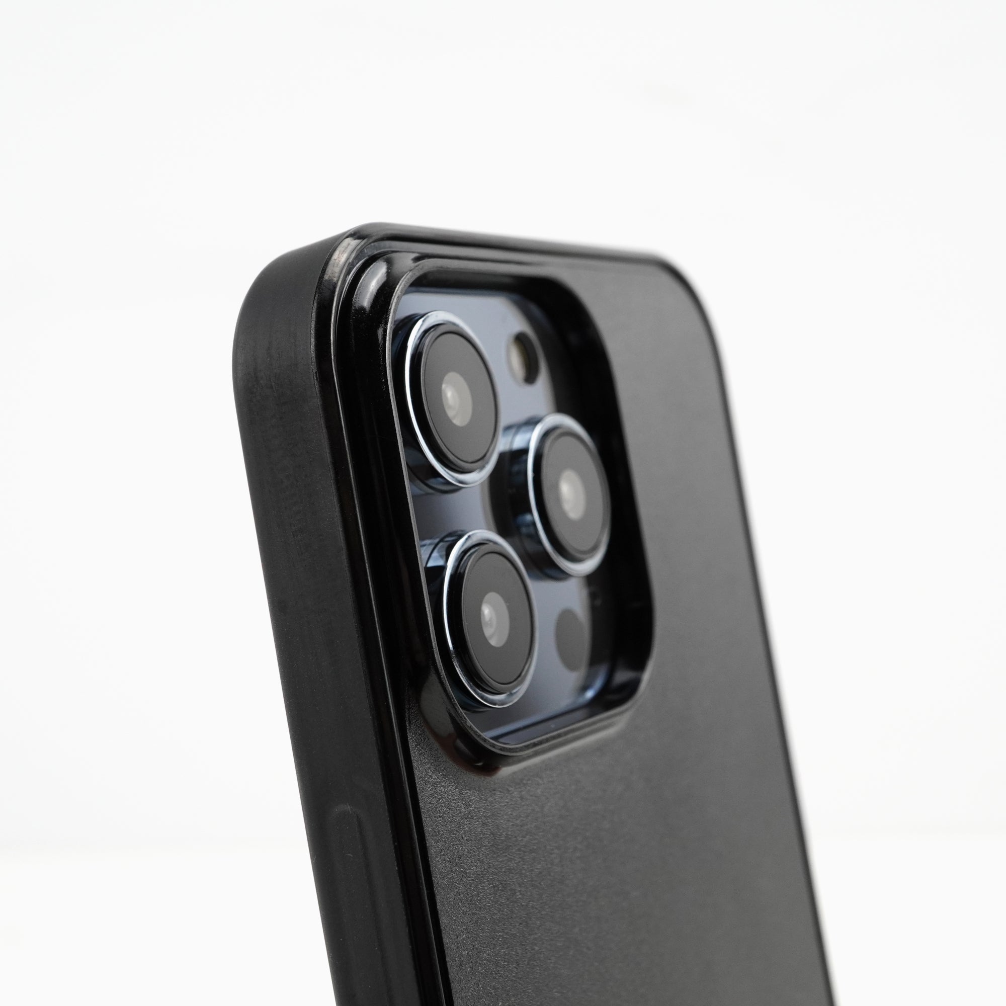iPhone 15 Pro Max Graphite Case