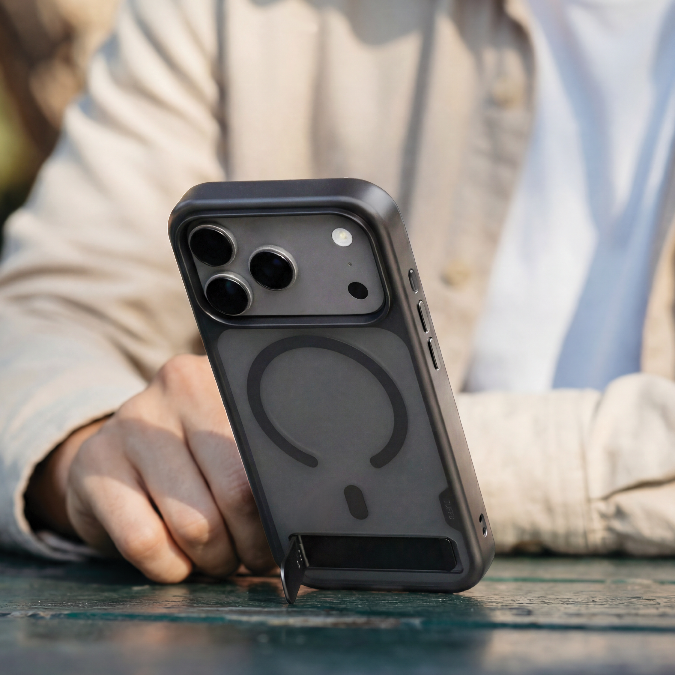 iPhone 18 Pro / 17 Pro GlideStand Case