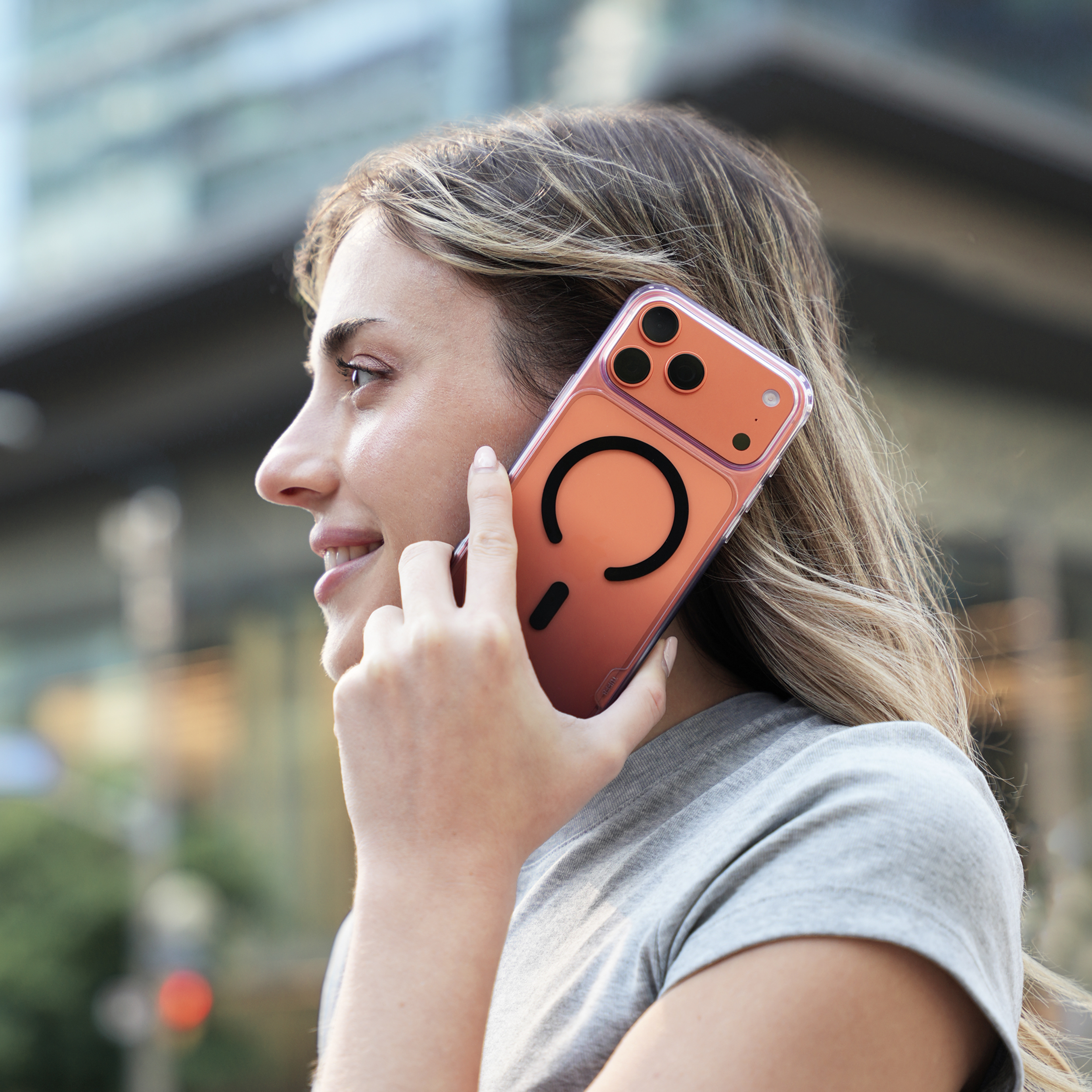 iPhone 17 Pro Gradient Case